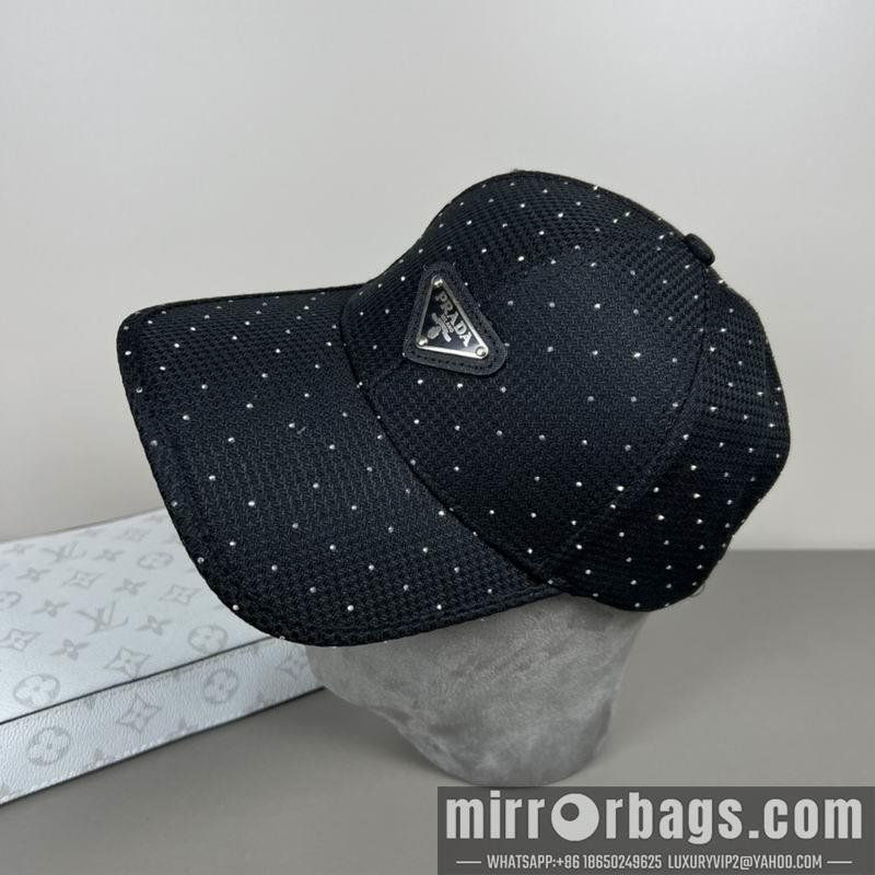 Prada Hat dx17