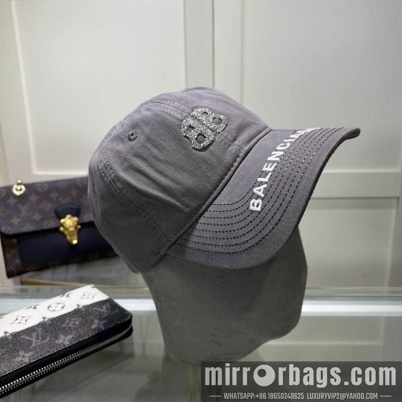 Balenciaga Hat dx116