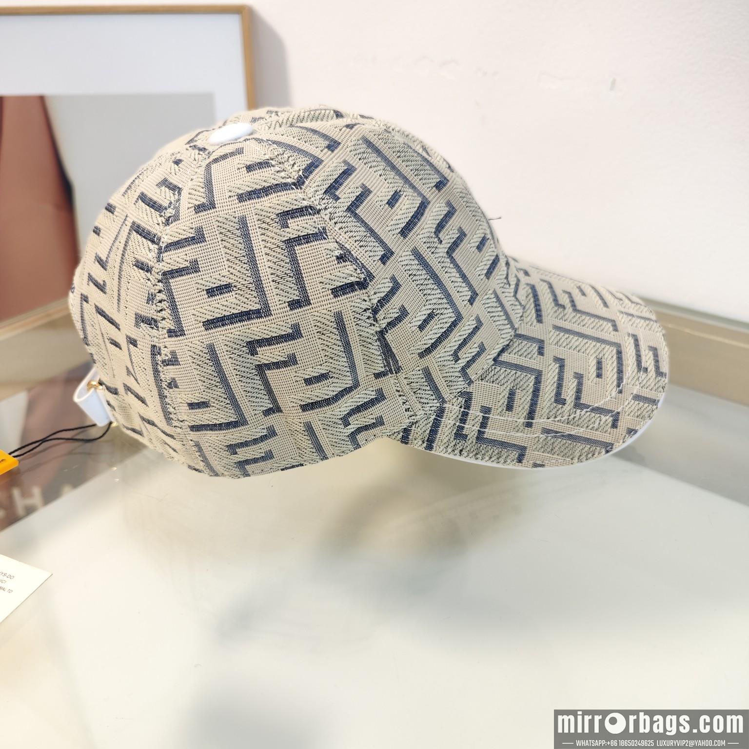 Fendi Hat dx86