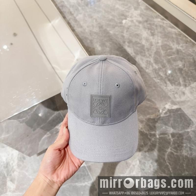 Loewe Hat dx19