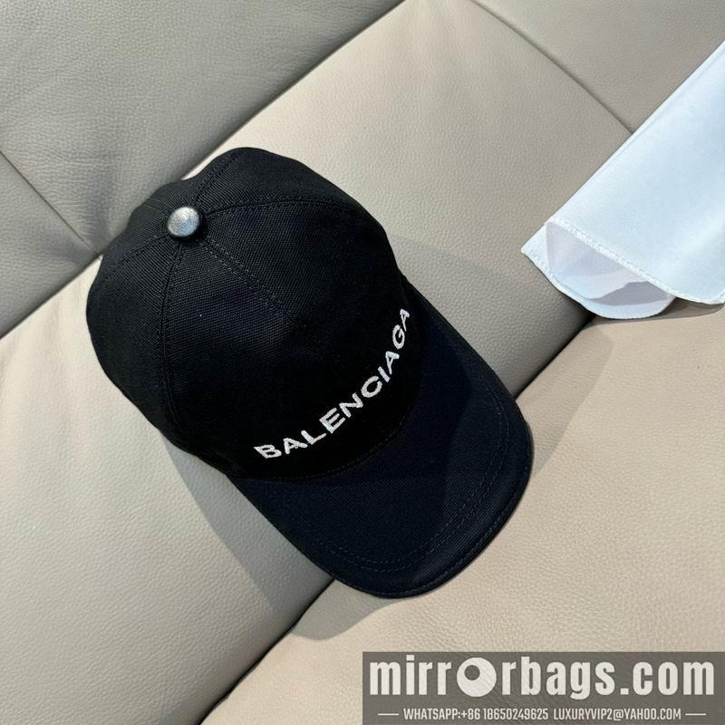 Balenciaga Hat dx79