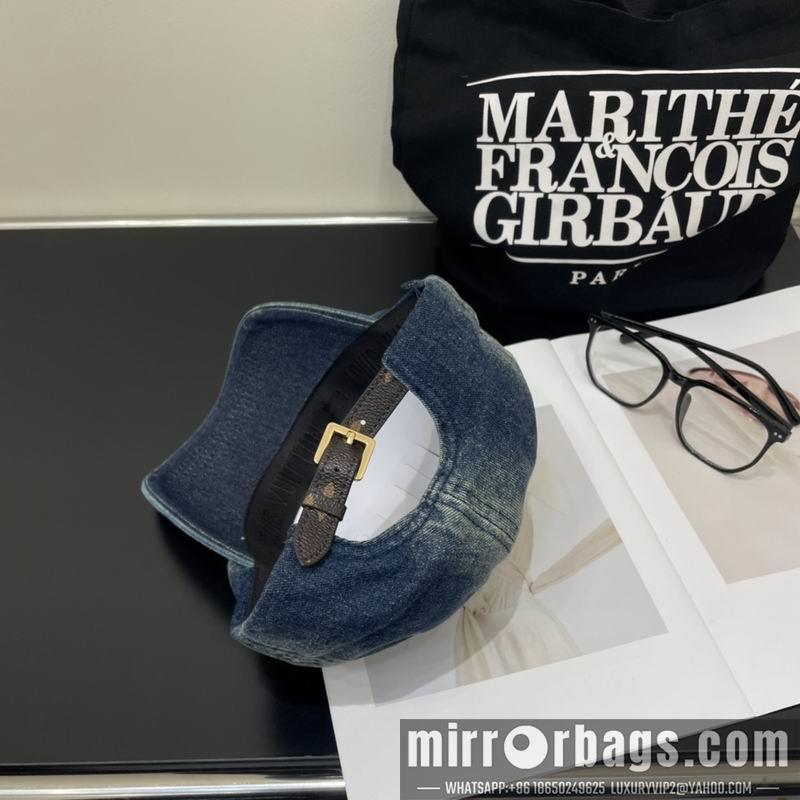 LV Hat 072206