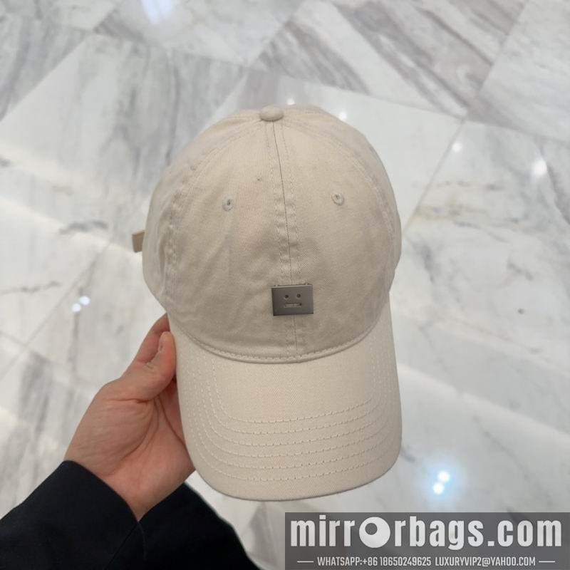 Acne Hat dx20