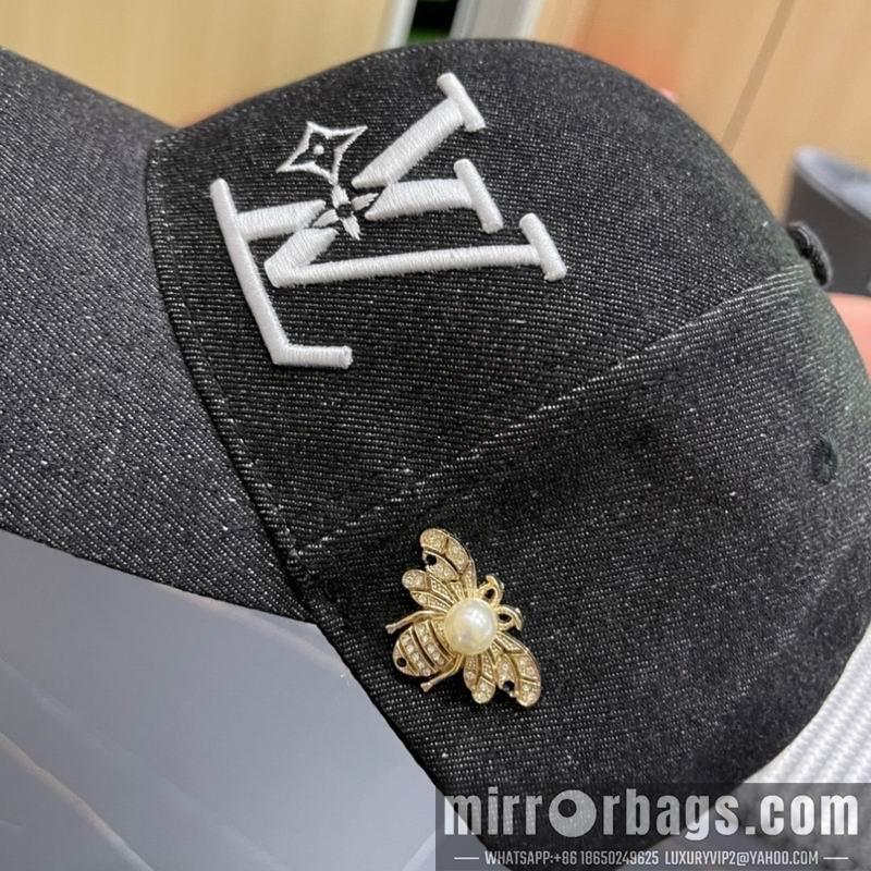 LV Hat 021002