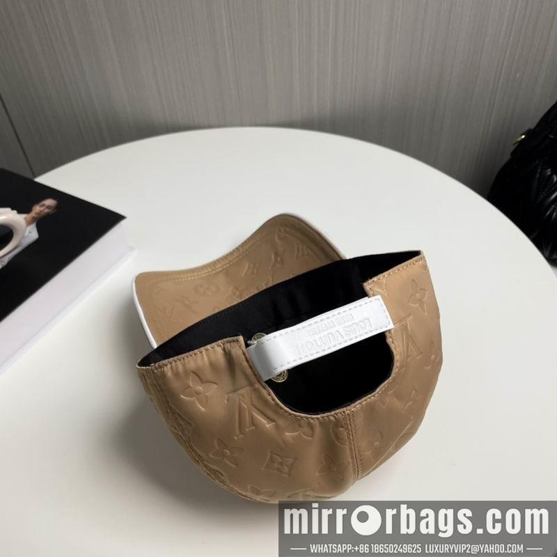 LV Hat dx44