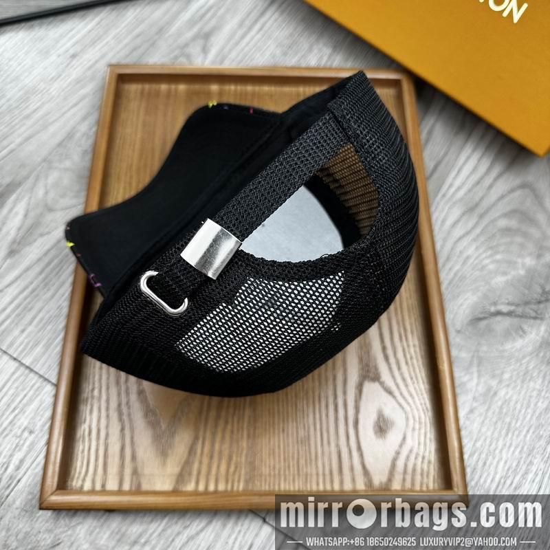 LV Hat dx33