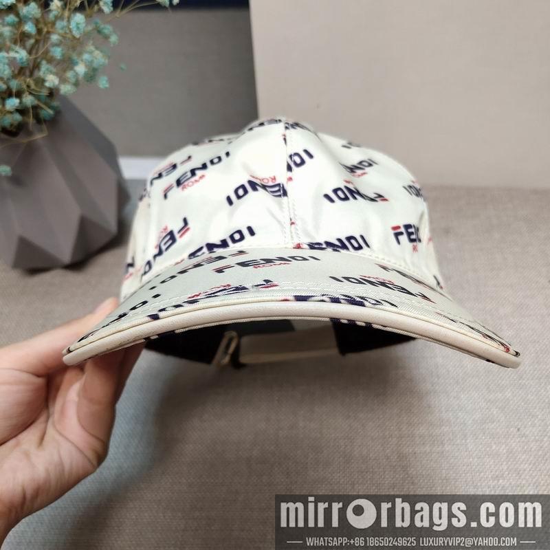 Fendi Hat dx06