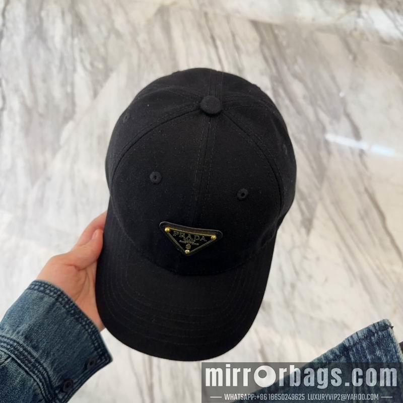 Prada Hat dx18