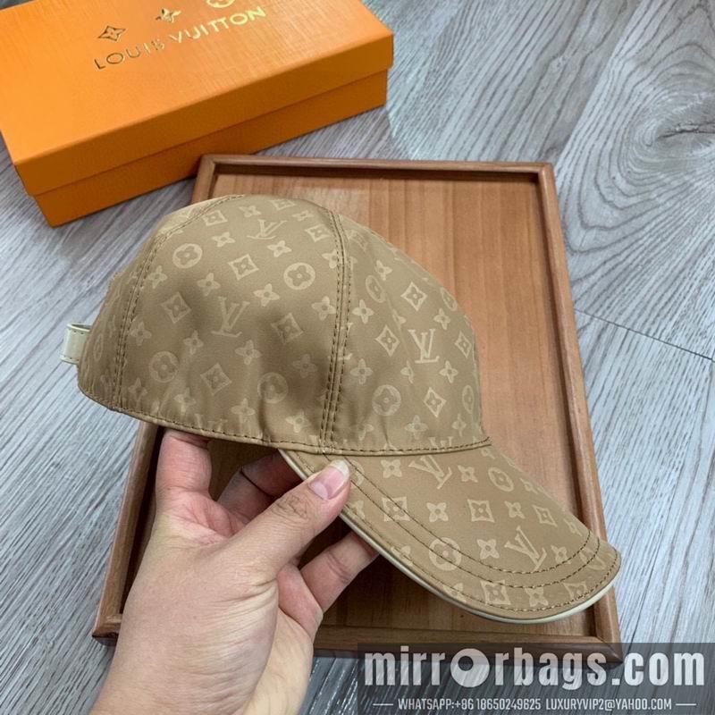 LV Hat dx174