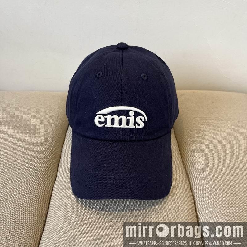 Emis Hat dx08