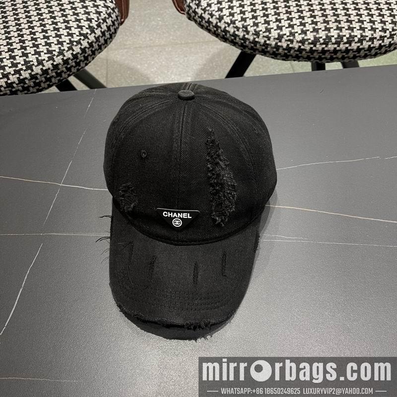 Prada Hat 041403