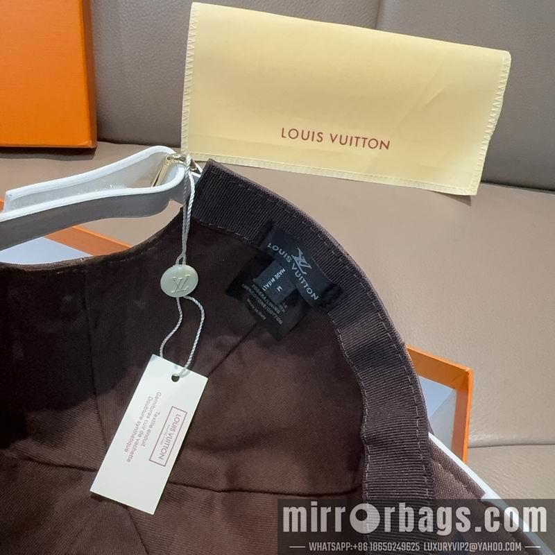 LV Hat dx165