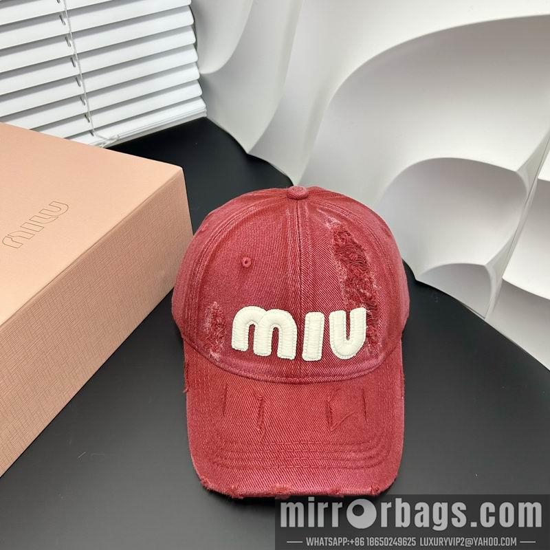 Miumiu Hat dx95