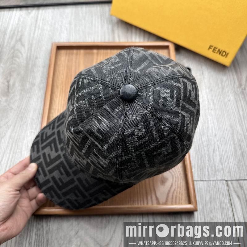 Fendi Hat dx91