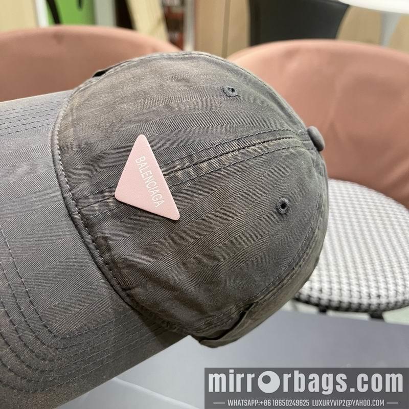 Prada Hat 040203