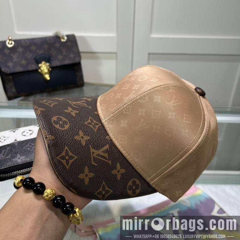 LV Hat dx13