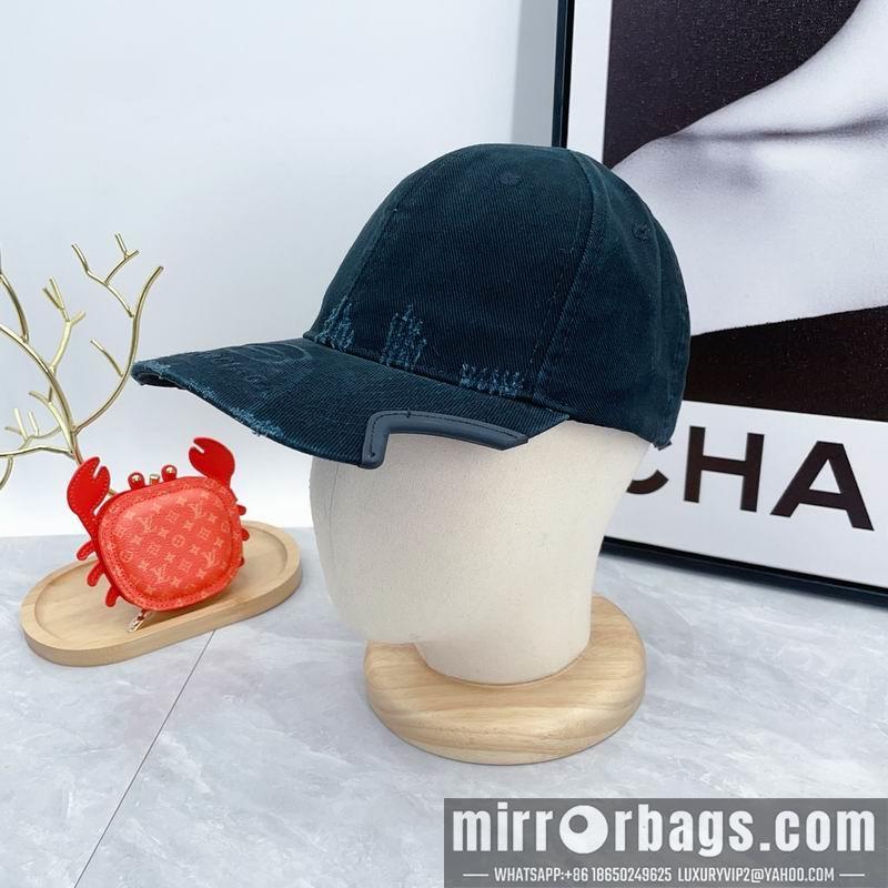 Balenciaga Hat dx120