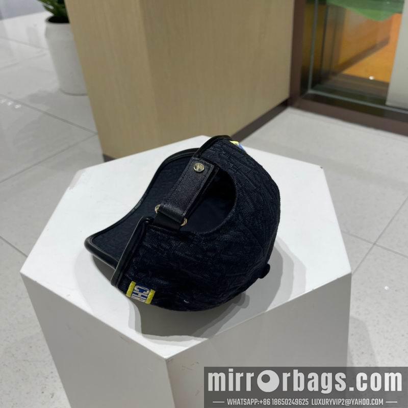 Dior Hat 083001