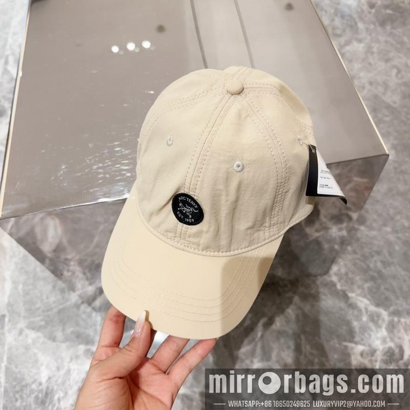 Arcteryx Hat dx10