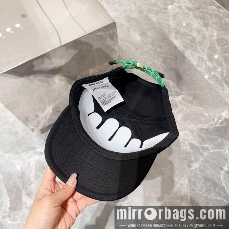 Miumiu Hat 050704