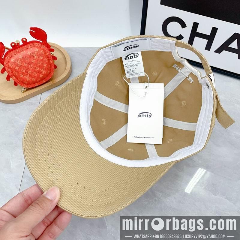 Emis Hat dx02