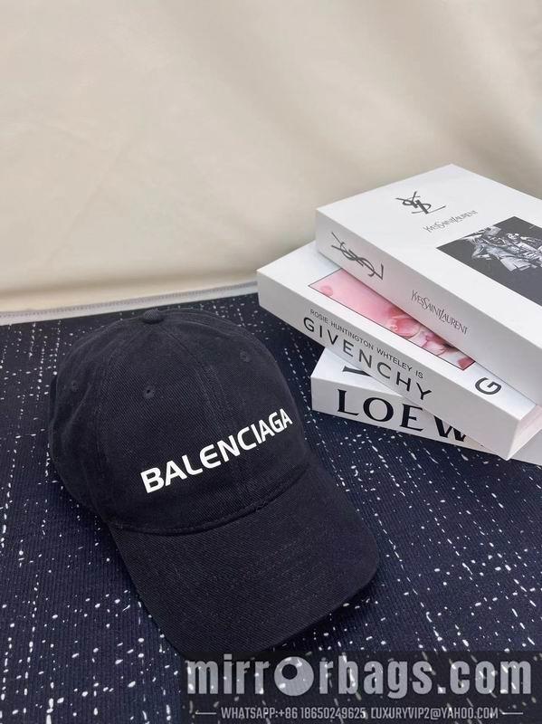 Balenciaga Hat dx90