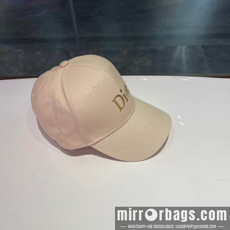 Dior Hat 082602