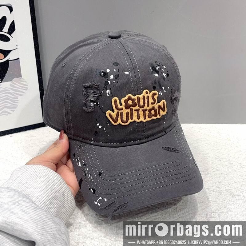 LV Hat hm05