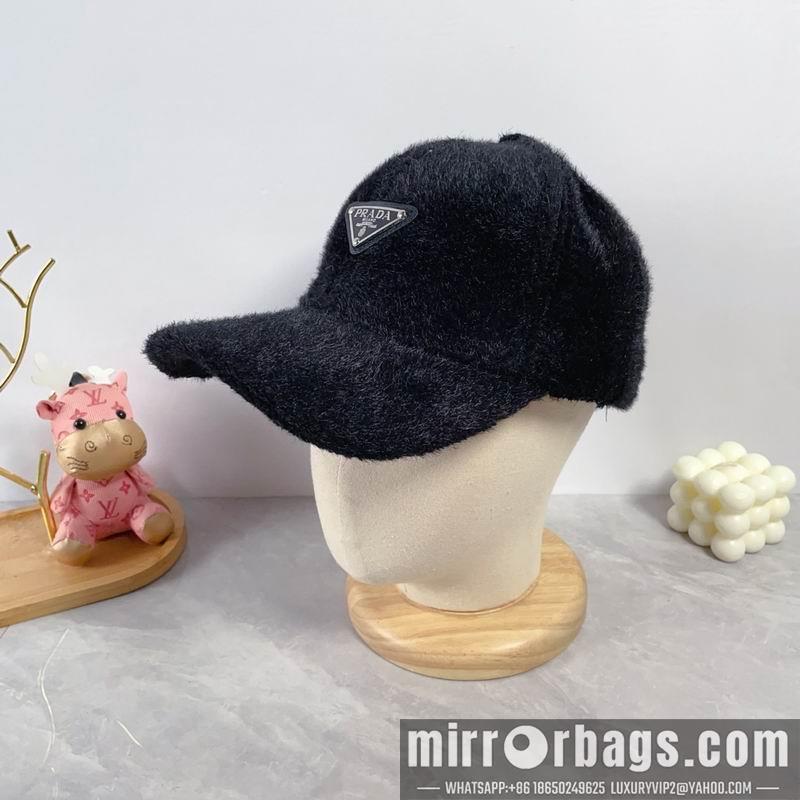 Prada Hat dx38