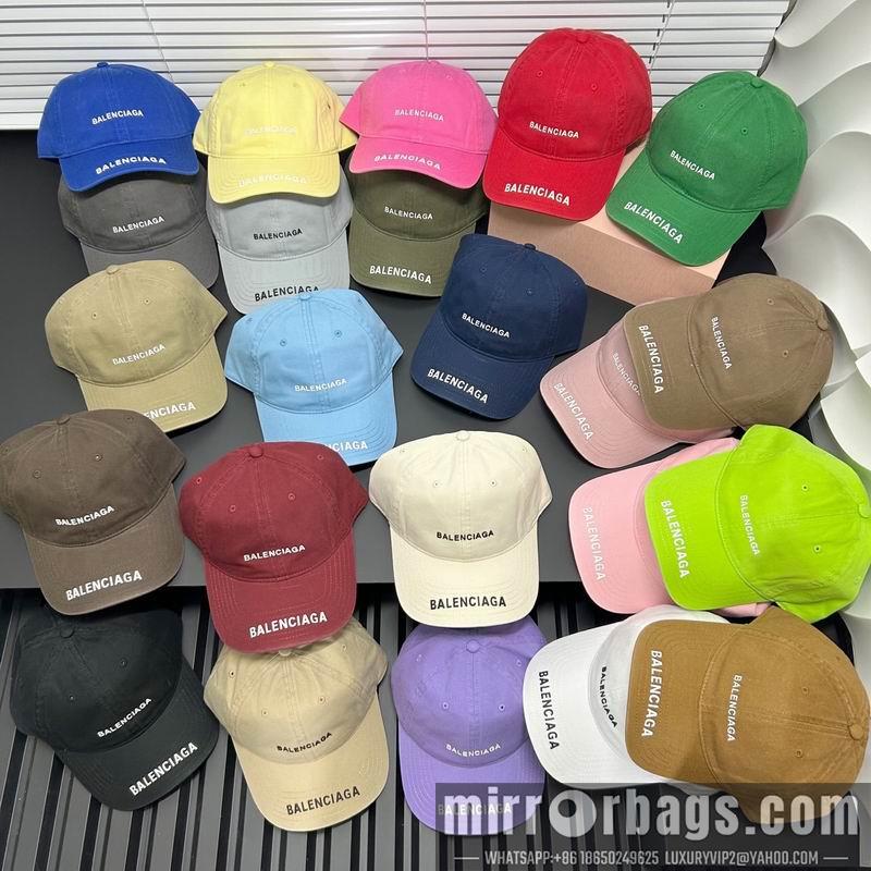 Balenciaga Hat dx16