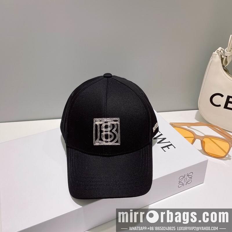 Burberry Hat 050702