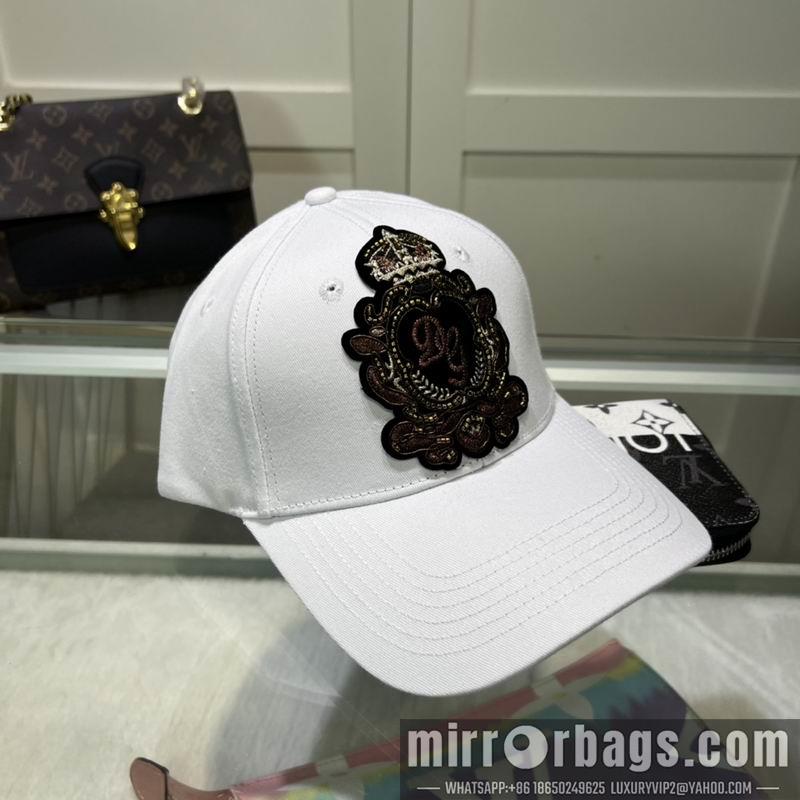 DG Hat dx03
