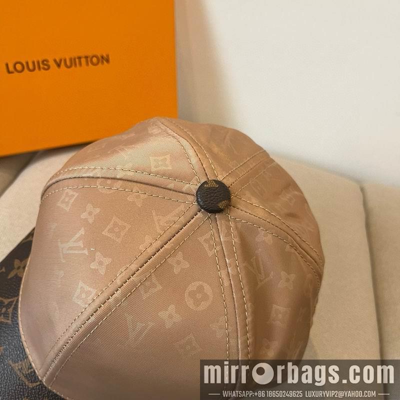 LV Hat dx34