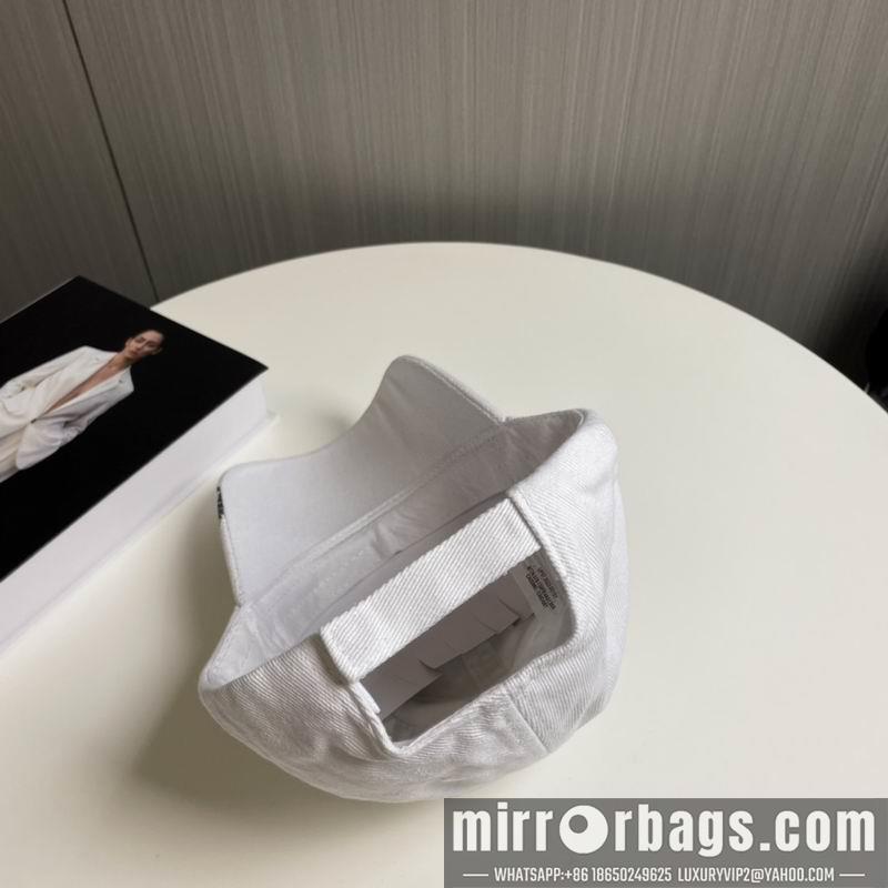 Balenciaga Hat dx48