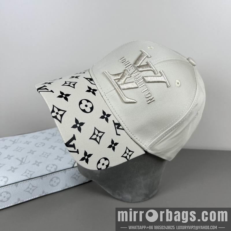 LV Hat dx63