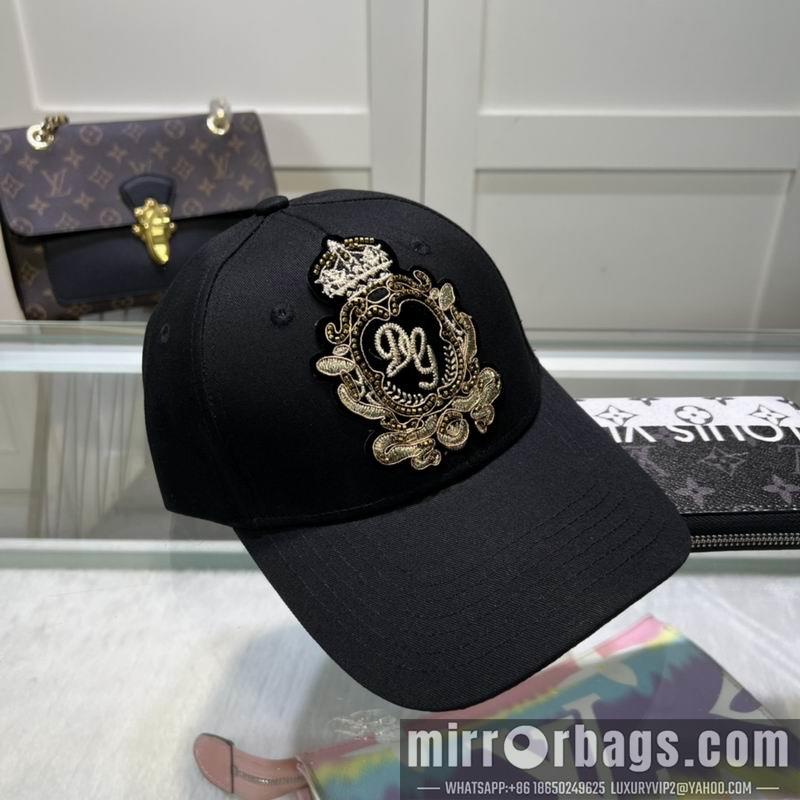 DG Hat dx03