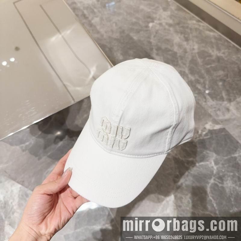 Miumiu Hat dx67