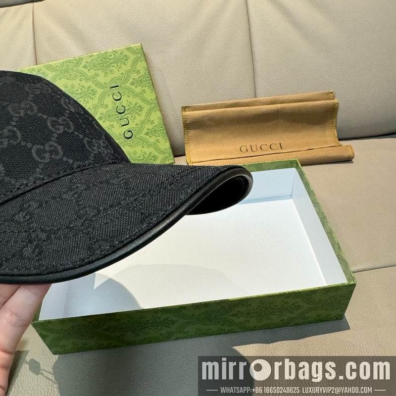 Gucci Hat dx157