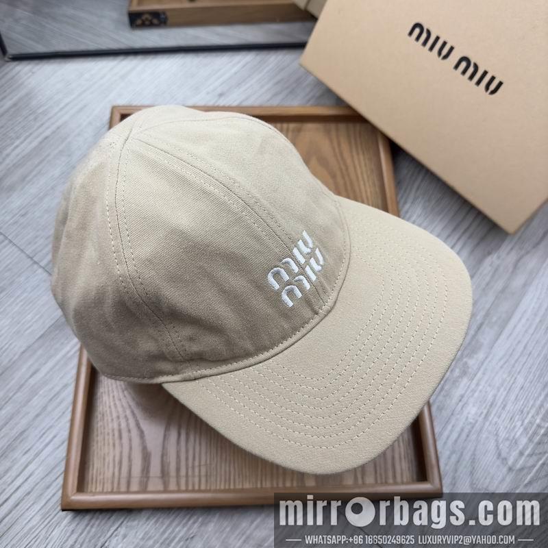Miumiu Hat dx62