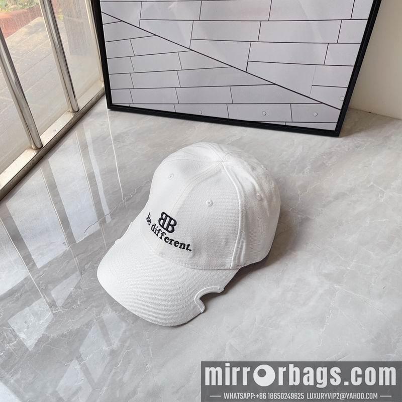 Balenciaga Hat 041703