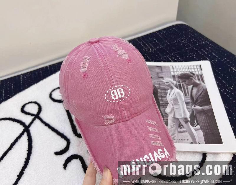 Balenciaga Hat dx107