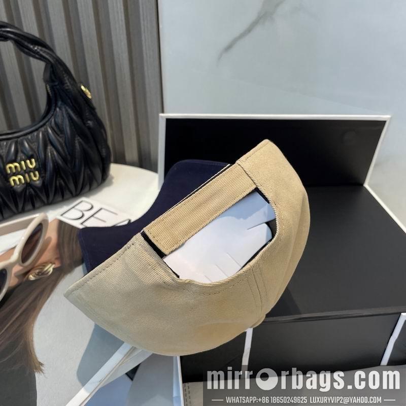 Miumiu Hat dx31