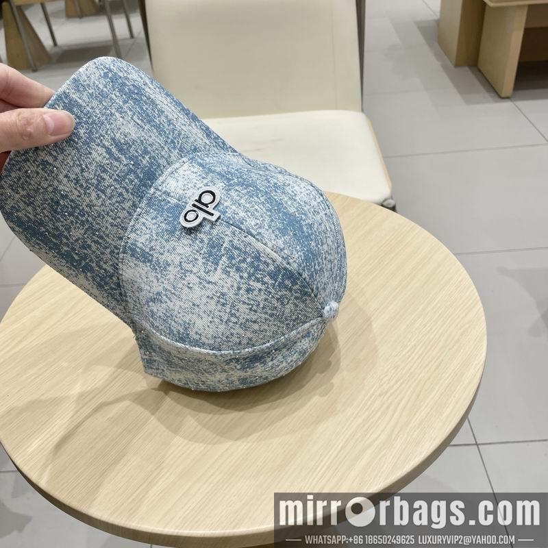 Alo Hat 041402