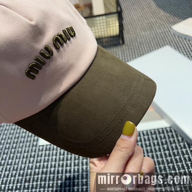 Miumiu Hat dx37