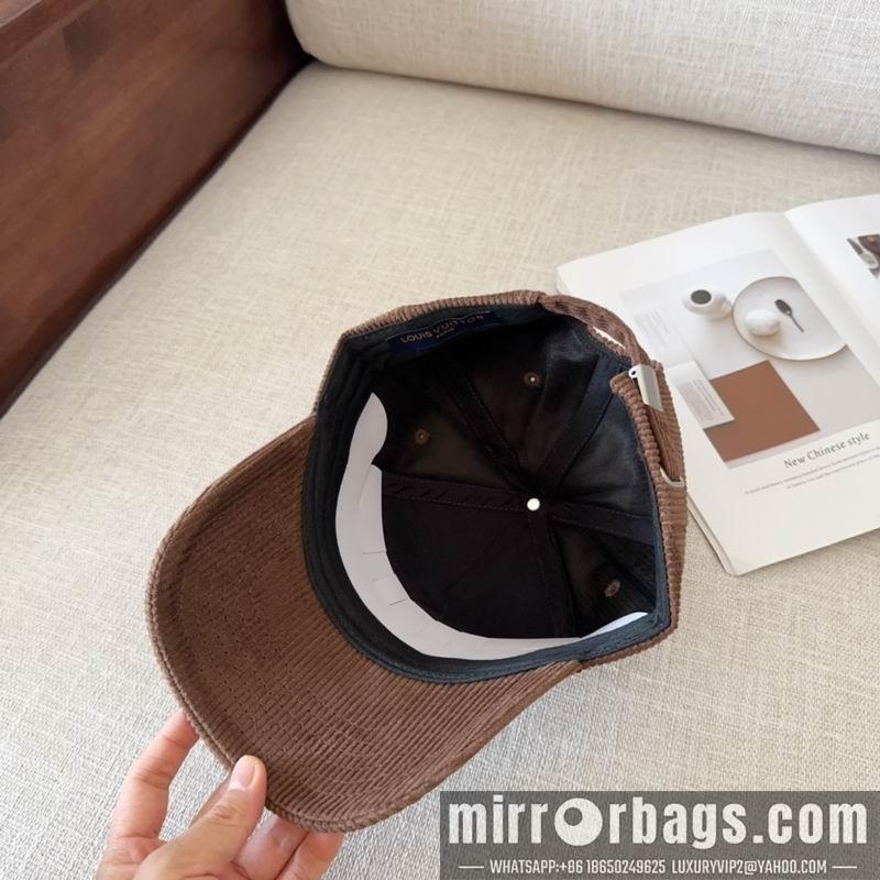 LV Hat 122802