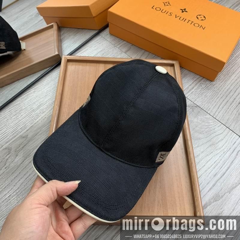 LV Hat dx151