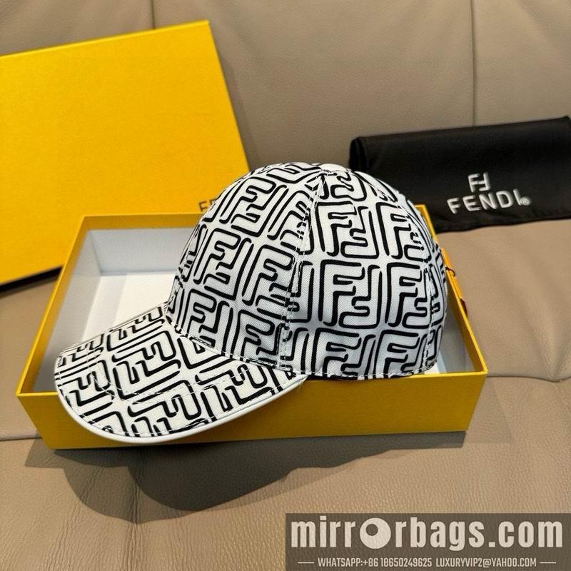 Fendi Hat dx82