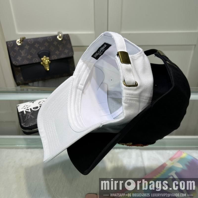 DG Hat dx06