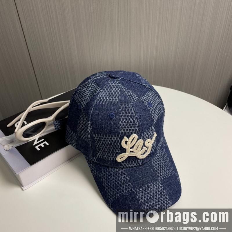 LV Hat 92702