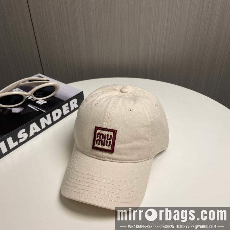 Miumiu Hat dx97
